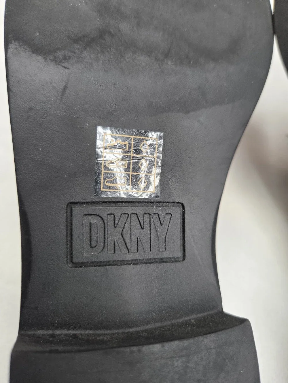 DKNY Black Patent Loafer Mule Slides Women's Size 6.5 Slip On Chain Detail